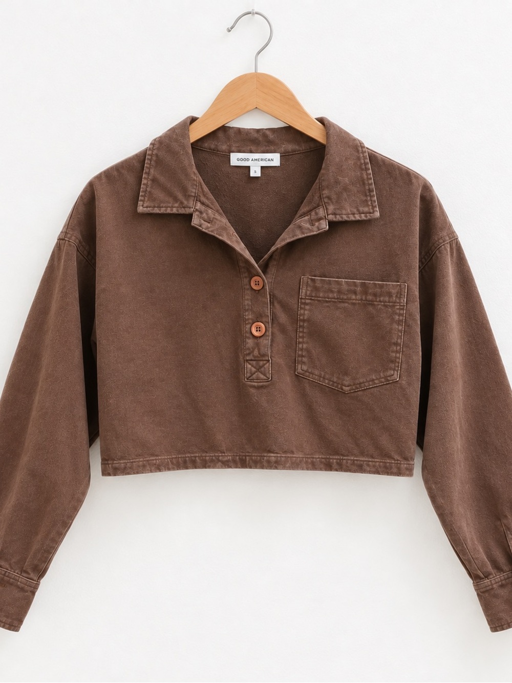 Good American Chocolate Brown Cropped Button-Front Pullover